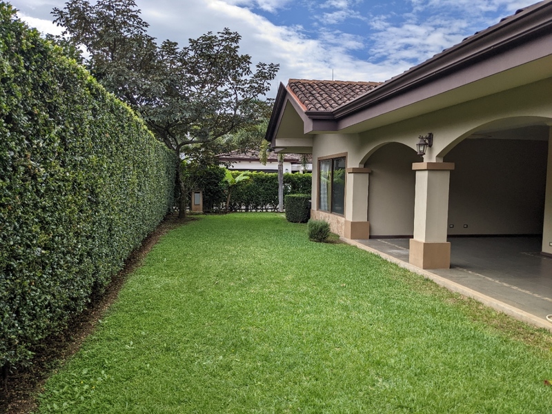 jardineria en torre en conill