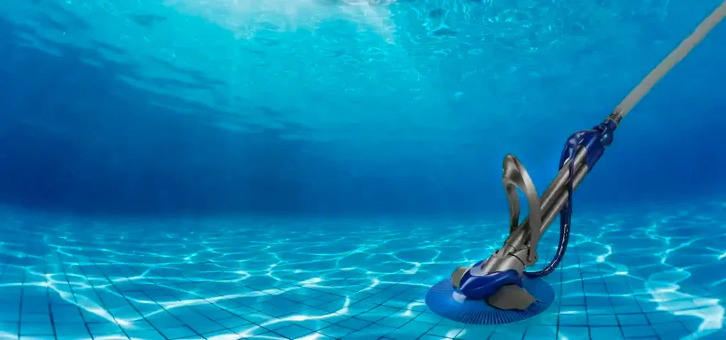 mantenimiento piscina torre en conill